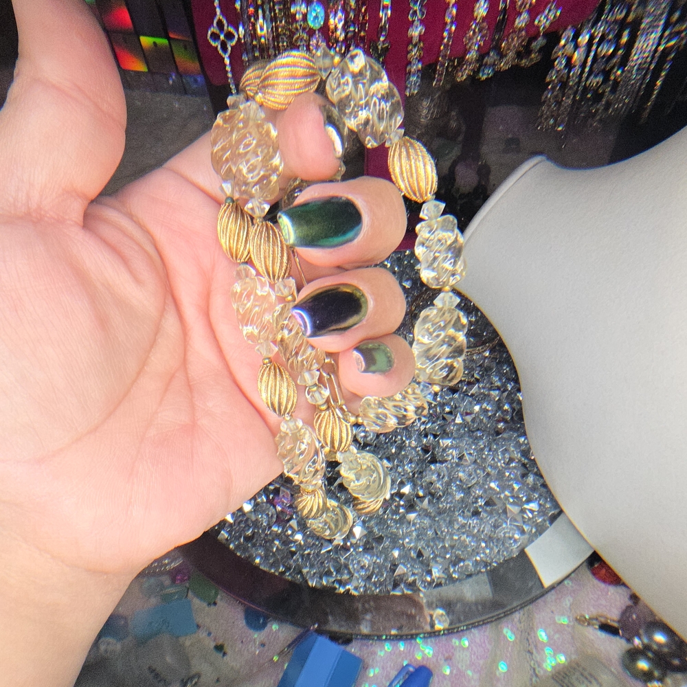 Elegant Vintage Lisner Gold Spiral and Genuine Carved Citrine Gemstone Necklace - Picture 8 of 11